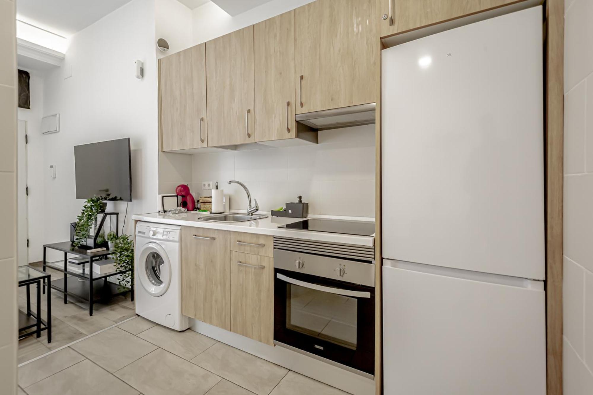 Apartamentos Tetuan マドリード エクステリア 写真
