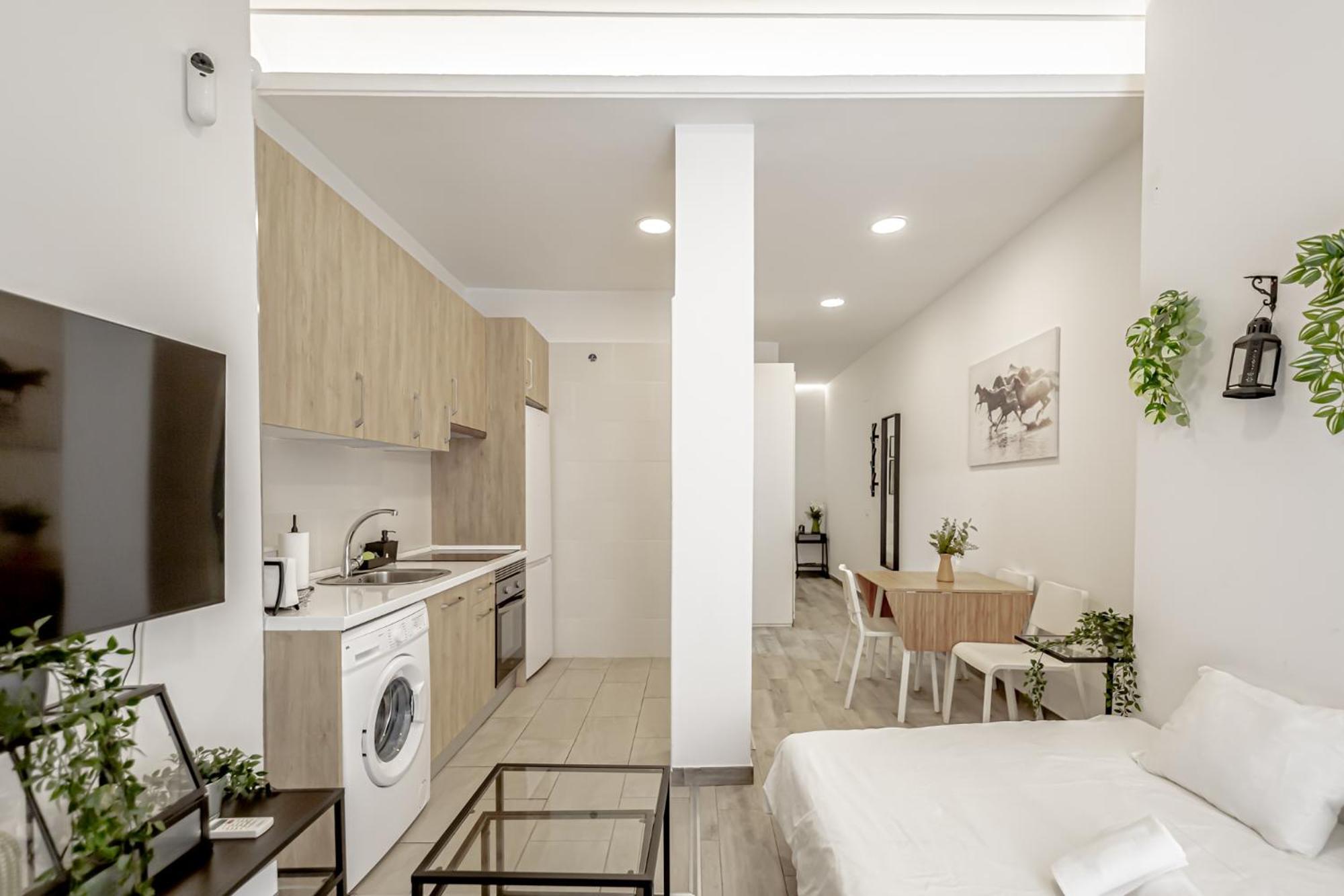 Apartamentos Tetuan マドリード エクステリア 写真